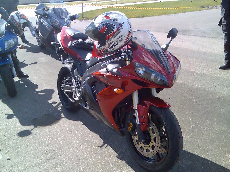 R1.jpg